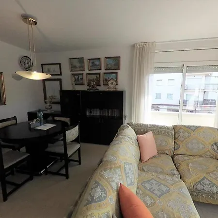 Atico Duplex Coral アパート シッチェス